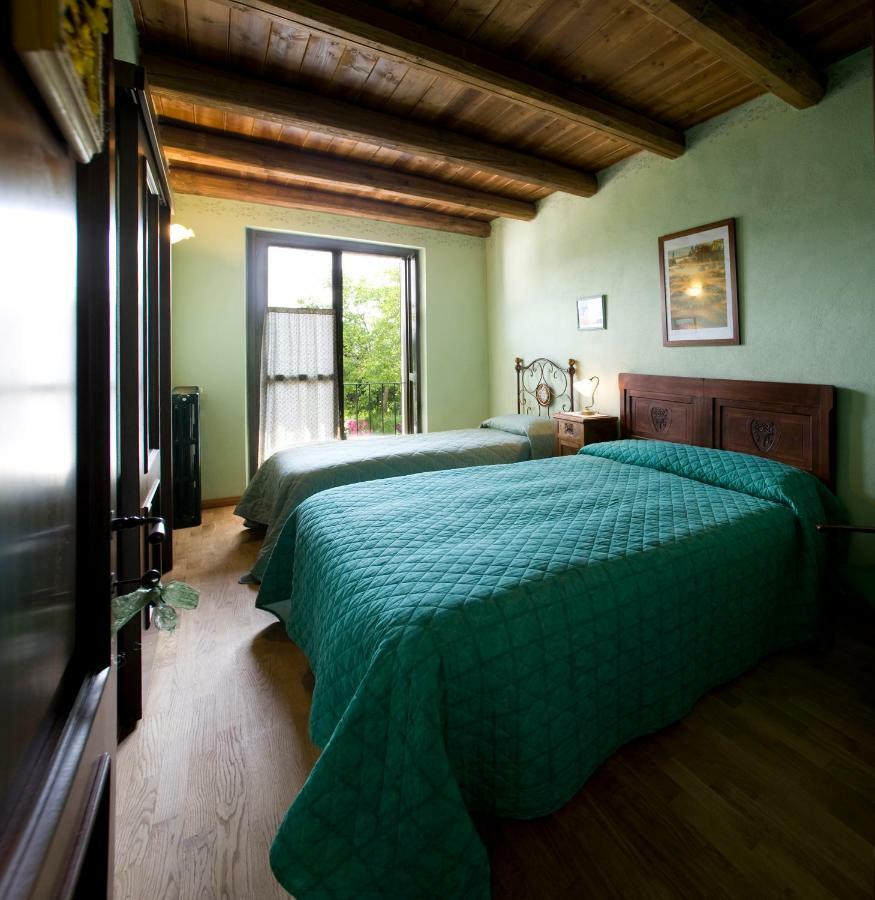 Гостевой дом Cascina Il Ginepro Синио Экстерьер фото